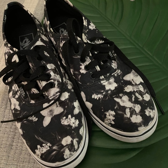 womens floral vans shoes